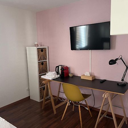 Schoene Doppelzimmer In Mandach Böttstein Εξωτερικό φωτογραφία