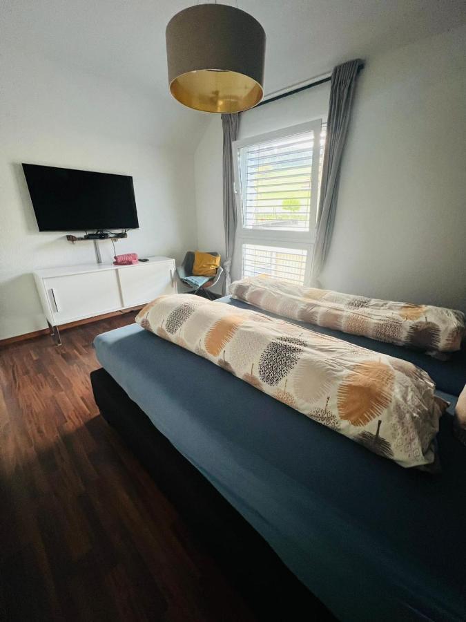 Schoene Doppelzimmer In Mandach Böttstein Εξωτερικό φωτογραφία