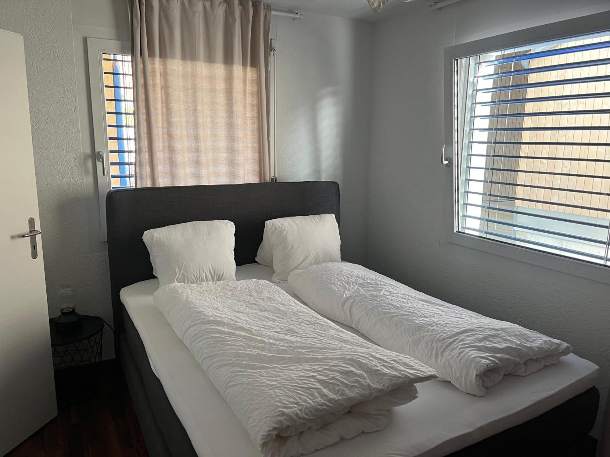Schoene Doppelzimmer In Mandach Böttstein Εξωτερικό φωτογραφία